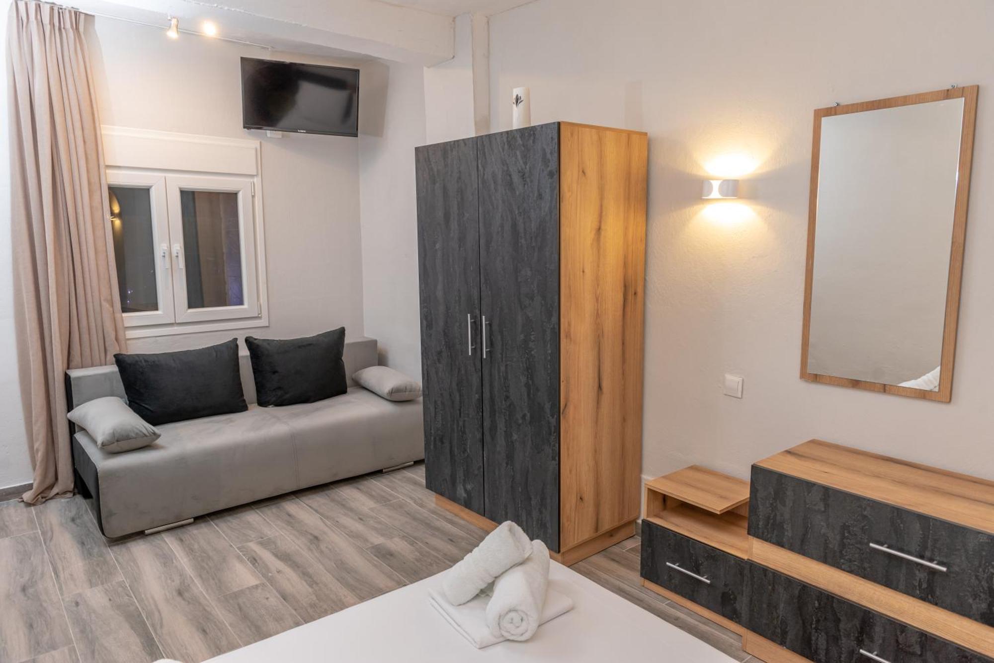 Medusa Rooms Kallithea  エクステリア 写真
