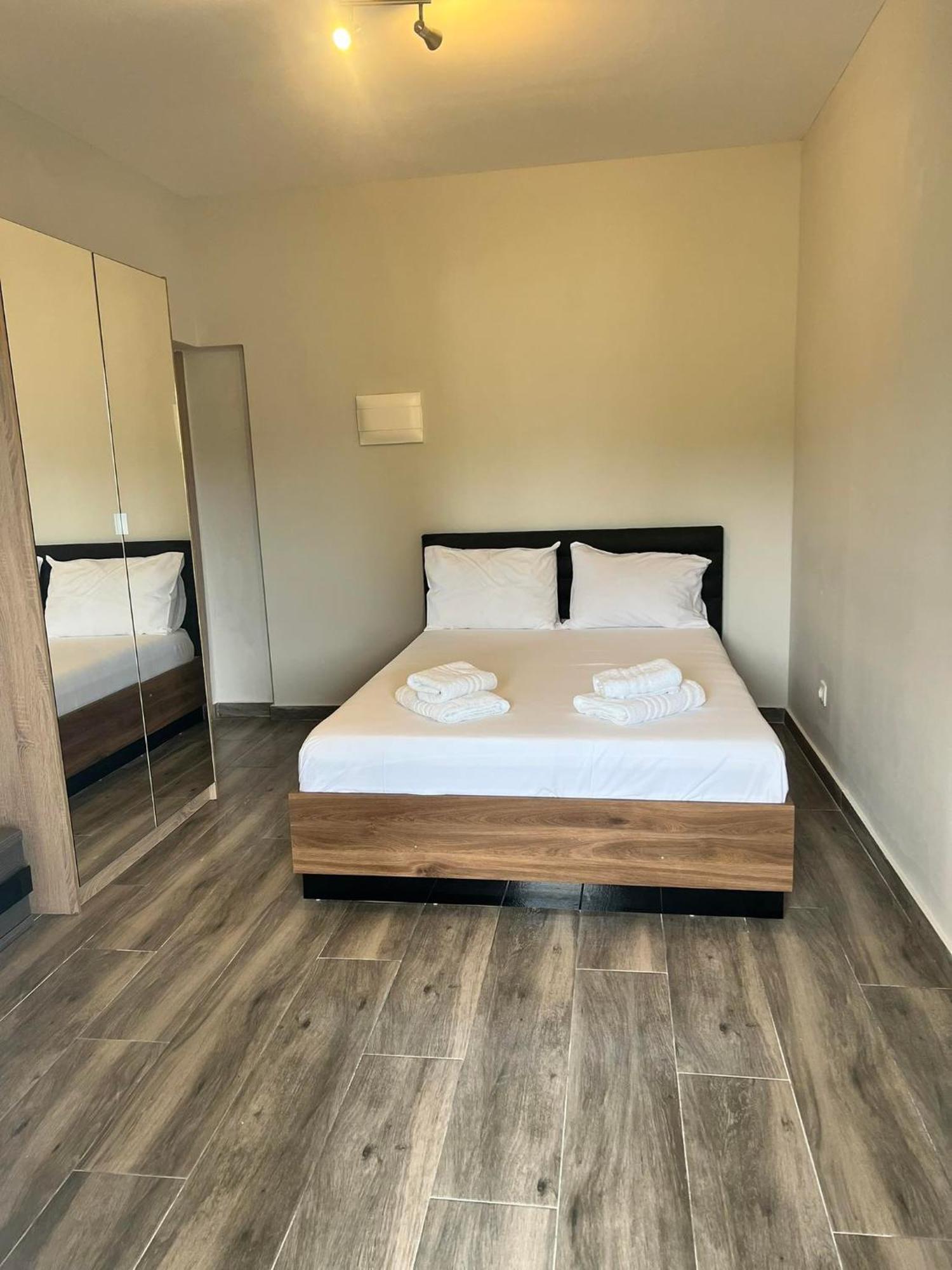 Medusa Rooms Kallithea  エクステリア 写真