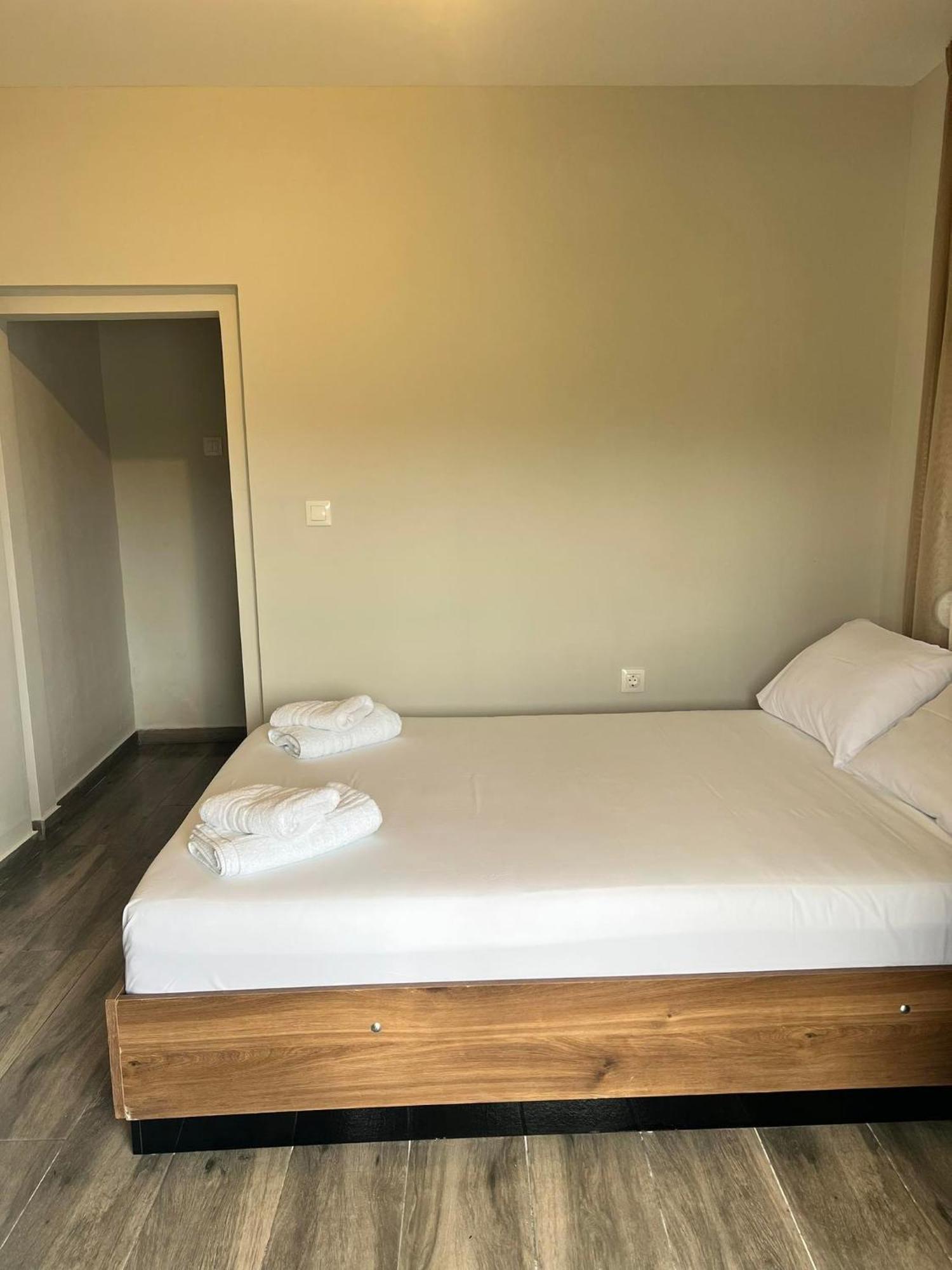 Medusa Rooms Kallithea  エクステリア 写真