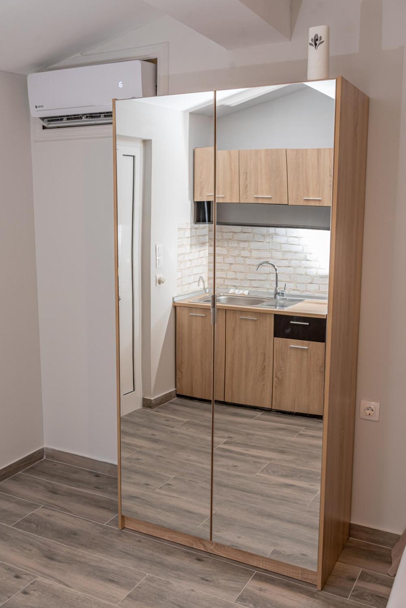 Medusa Rooms Kallithea  エクステリア 写真