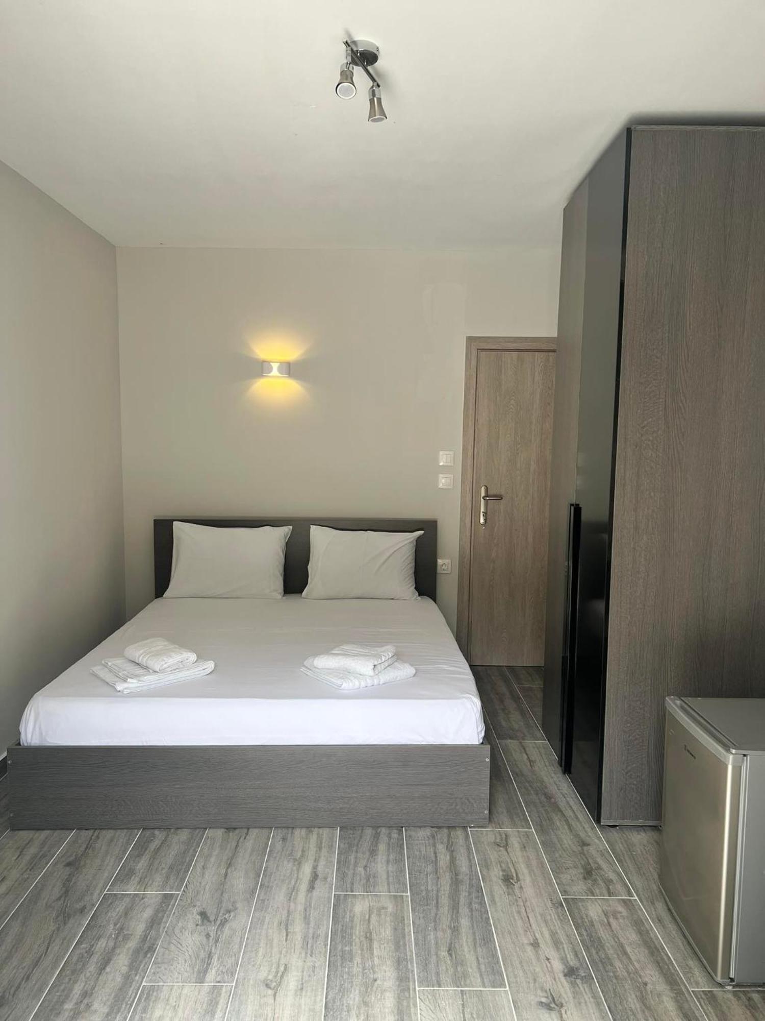Medusa Rooms Kallithea  エクステリア 写真